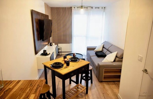 Aucamville Apartment | Evasion chic à Aucamville - Attractive modern T2 - Secure private parking-Clim