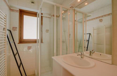 Chatel Apartment | Evasion EV3 TELECABINE & VIEW 6 pers