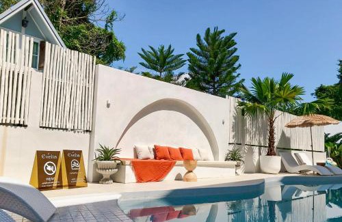 Rayong Hotel | Evelia Kohsamed