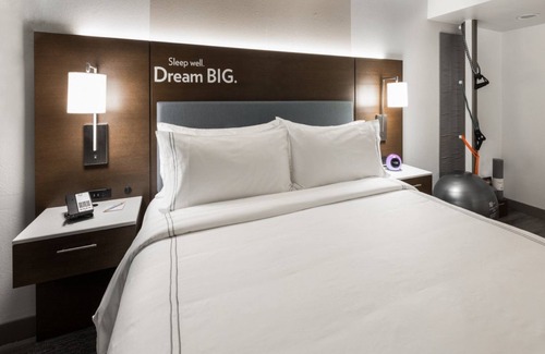 Tinley Park Hotel | EVEN Hotel Chicago Tinley Park-Conv Ctr by IHG