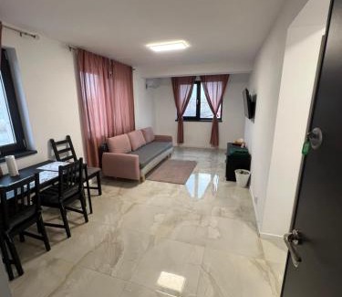 Sector 3 Apartment | Everest 33 Ap 4