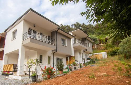 Chrisi Akti Villa | Evergreen Thassos