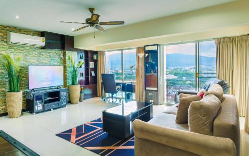 Chang Khlan Apartment | Every sunset feels like a show!