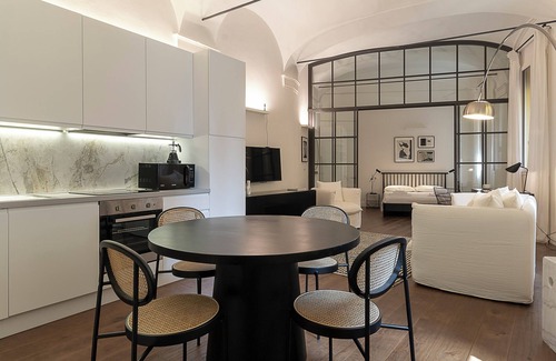 Historic Center House | Everyday Apartments - Corte Petroni