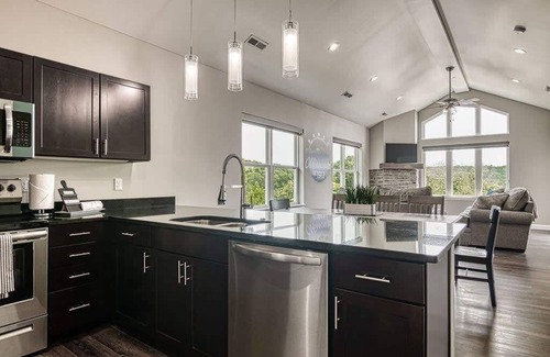 Branson Condo | Everything's New! Near Aquarium at the Boardwalk!