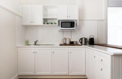 Launceston CBD Apartment | Everything You Need On Elphin