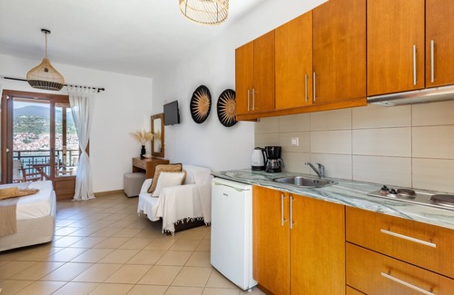 Skopelos House | Evlalia Studios & Villas