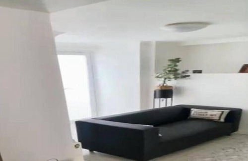 Gravesend Apartment | Evo Haven - 1 Bedroom Apartment, Sleeps- 2, 2 minute walk to Gravesend Station