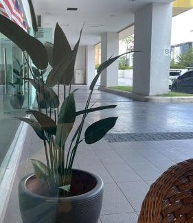 Bangi Sentral Apartment | Evo Suites Bangi homestay free parking & wifi