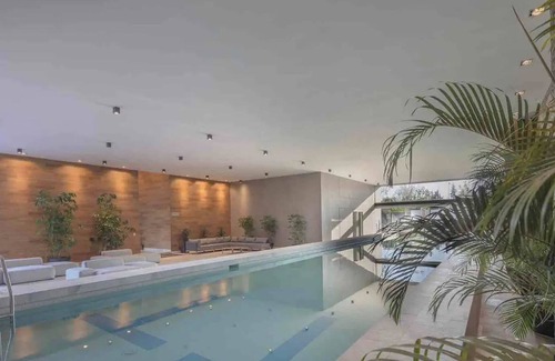 Angelopolis Apartment | Exclusivo Departamento con Alberca y Sauna 2 Hab