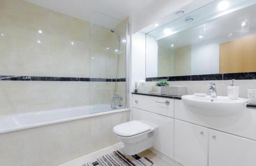 Royal Docks Apartment | Excel London City Airport Seagull Lane Royal Victoria 2 Bedrooms Apartments