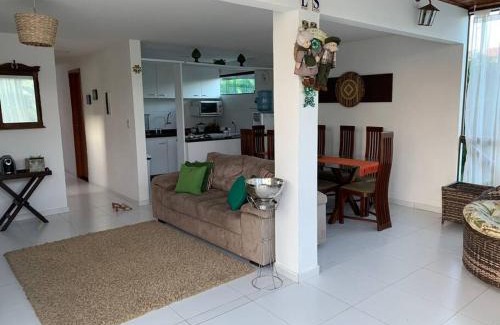 Novo Gravata House | Excelente casa equipada em condomínio em Gravatá