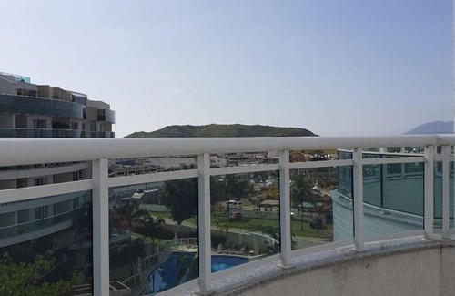 Cabo Frio Apartment | Excellent apartment building with pool, sauna, garage, terrace.