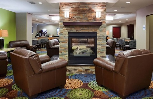 Fort Dodge House | Excellent & Lovely Room near Fort Dodge Museum