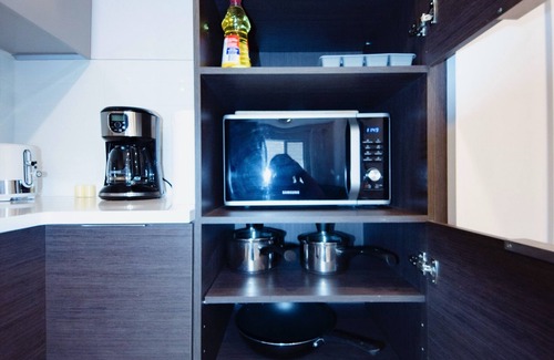 Cote-Des-Neiges—Notre-Dame-De-Grace Condo | Excellent patio*New 2BR*gym 24/7 Indoor parking