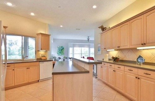 Palmer Ranch House | Excellent Sarasota Location In Gated Stoneybrook Golf Community