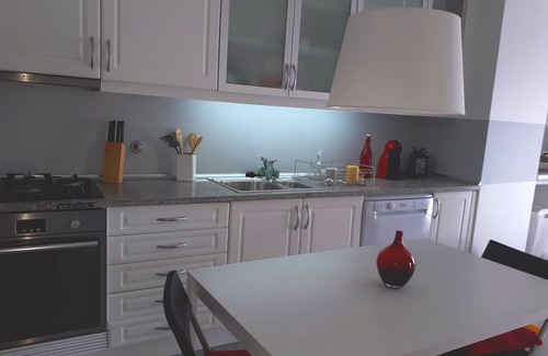 Arcozelo Apartment | Excellent T1 in Arcozelo / Miramar with terrace