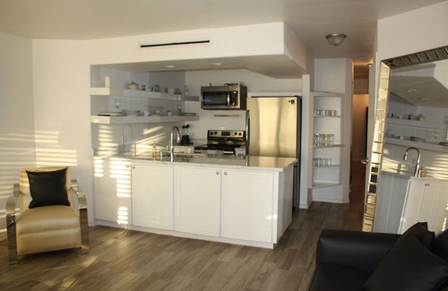 South Padre Island Condo | Excellent view to Pool and BBQ pit, Condo 2B/2B, Beach Access free wifi