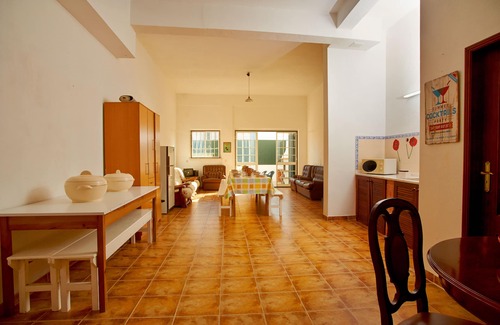 Mafra Villa | Excellent Villa, Sea Views, Quiet Area, Beach, Ocean Pool, Surf Lessons