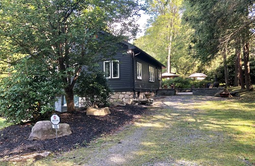 Greentown House | Exceptional 4bed/3bath Rancher Lake Wallenpaupack