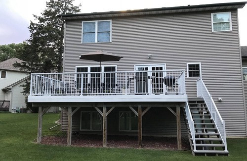 Crystal House | Exceptional 4bed/4bath home, granite and natural stone. Convenient location.