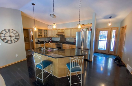 Gordon House | Exceptional Lake house among the Pines of the St. Croix Flowage