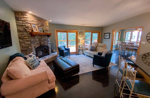 Gordon House | Exceptional Lake house among the Pines of the St. Croix Flowage