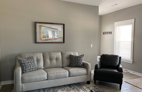 Siloam Springs Apartment | Exceptional Option in Downtown Siloam Springs - Comfort. Convenient. Clean.