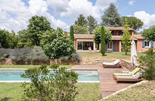 Le Tholonet House | Exceptional Villa in Provence – Peace, Private Pool & Lush Garden