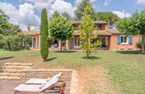 Le Tholonet House | Exceptional Villa in Provence – Peace, Private Pool & Lush Garden