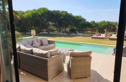 Medina Villa | Exceptional villa of 400m2 with private heated pool and its domestic employee