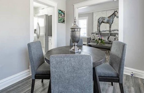 St. Louis House | ❤Exceptionally HOME Renovated& Furnished 2-Story Clemens