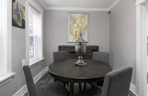 St. Louis House | ❤Exceptionally HOME Renovated& Furnished 2-Story Clemens