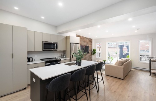 Griffintown Apartment | Exclusif Penthouse/Huge Private Terrasse- 10guests