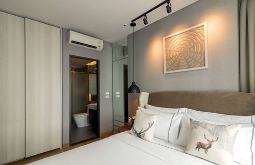 Khlong Tan Apartment | Exclusive 1 BR in Central Bangkok (Sukhumvit 24)