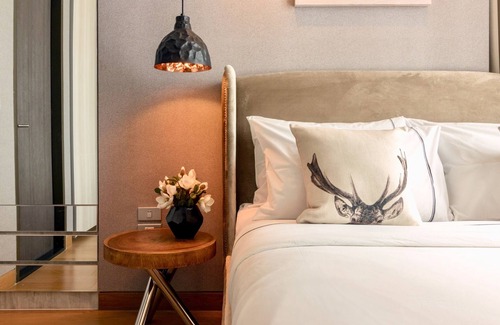 Khlong Tan Apartment | Exclusive 1 BR in Central Bangkok (Sukhumvit 24)