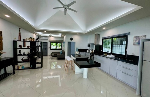 Ban Saiyuan Villa | Exclusive 2BR Pool Villa, Family Friendly, Few Minutes drive to Naiharn Beach