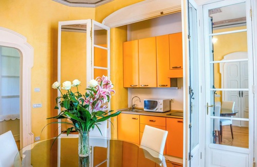 Verbania Apartment | Exclusive 3 bedroom apartment in a neat villa with private lake access