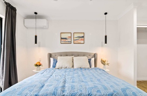 Mudgeeraba House | Exclusive Hinterland 8 Bed 4 bath Villa with Pool