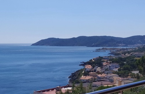 Llanca Apartment | Exclusive Holiday Apartment with Excellent Sea Views and Private Pool.