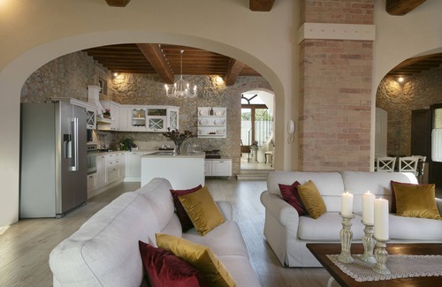 Siena House | Exclusive luxury property with private pool in Siena countryside Borgo la Chiusa