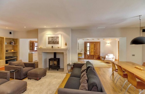 Calvia Villa | Exclusive Palma Villa with Modern Amenities, 1001