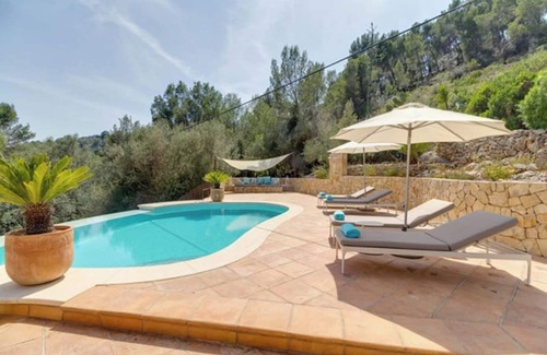 Calvia Villa | Exclusive Palma Villa with Modern Amenities, 1001