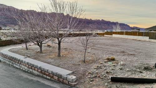 Moab South Valley House | Exclusive Retreats Desert Dream Estate 8 Bedrooms