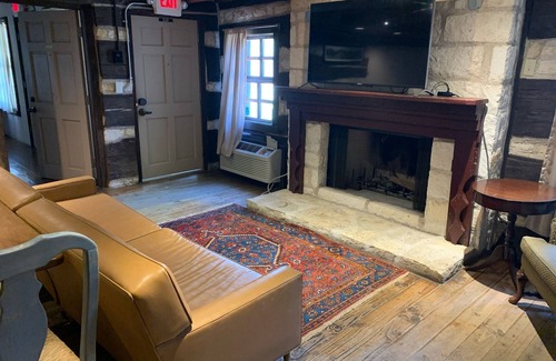Downtown San Antonio Cabin | Exclusive Riverwalk Venue in the heart of downtown!