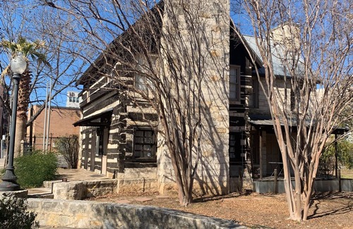 Downtown San Antonio Cabin | Exclusive Riverwalk Venue in the heart of downtown!