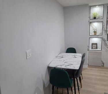 West Edmonton Apartment | Exclusive Suite in Edmonton