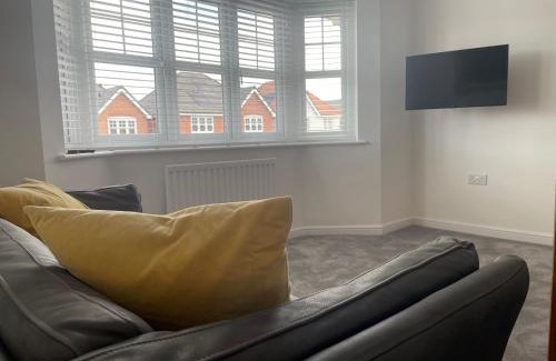 Bootle Bed & Breakfast | Exclusive suite, Thornton, Liverpool Near Crosby