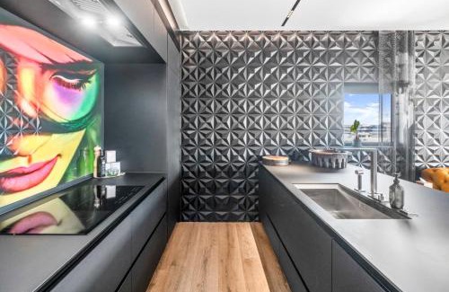 Newton Apartment | Exclusive Urban Apartment Entire Floor Hot Tub