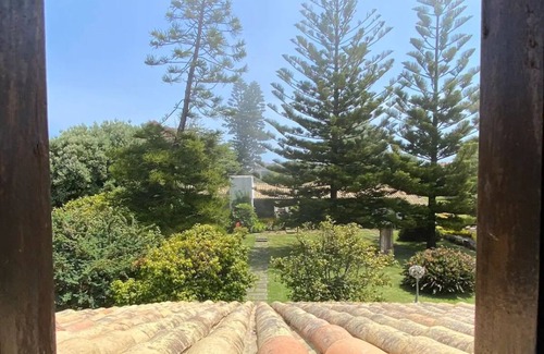 Vila Nova de Gaia Villa | Exclusive villa 1 minute walk from the beach, pool and gardens.